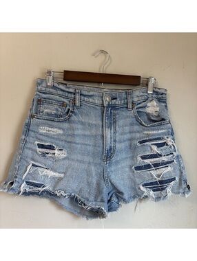 American Eagle Highest Rise '90s Boyfriend Distressed Denim Shorts  Size 8